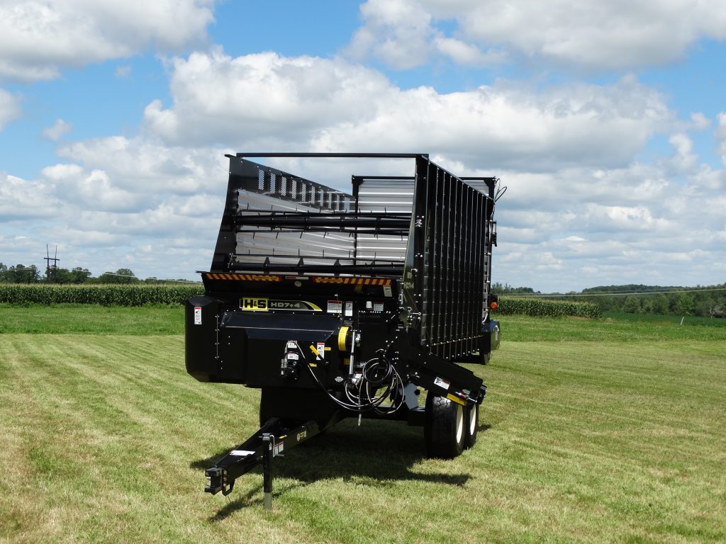 6200 Series “HEAVY DUTY” Front & Rear Unload Forage Boxes H&S