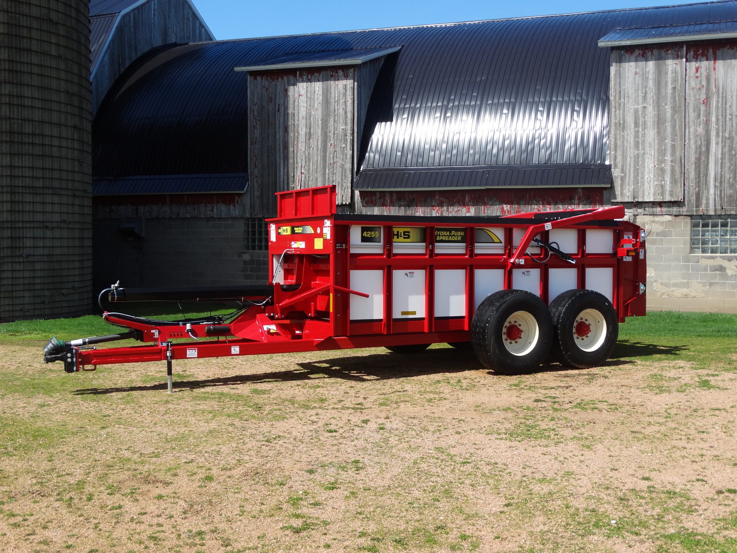 H&S 4255 horizonal beater hydra push manure spreader product