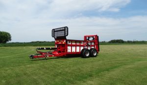 H&S 4255 hydraulic push vertical beaters manure spreader