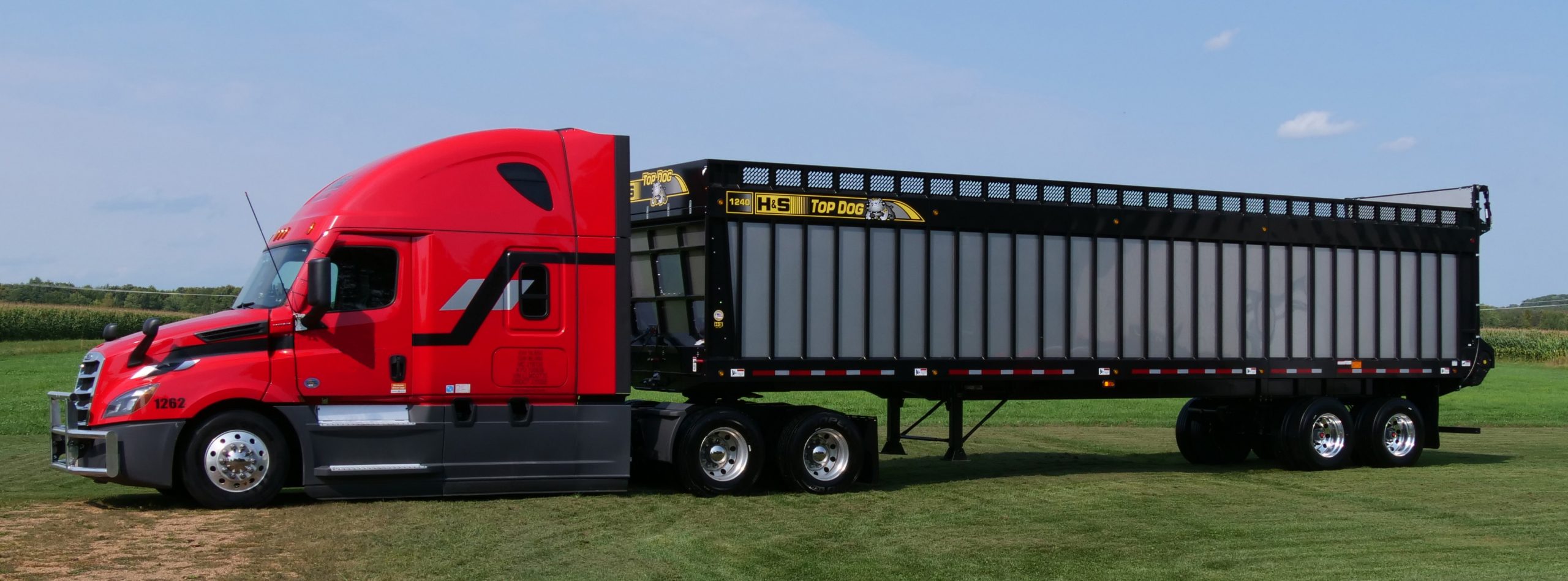 H&S 1240 top dog forage box rear unload semi mounted product
