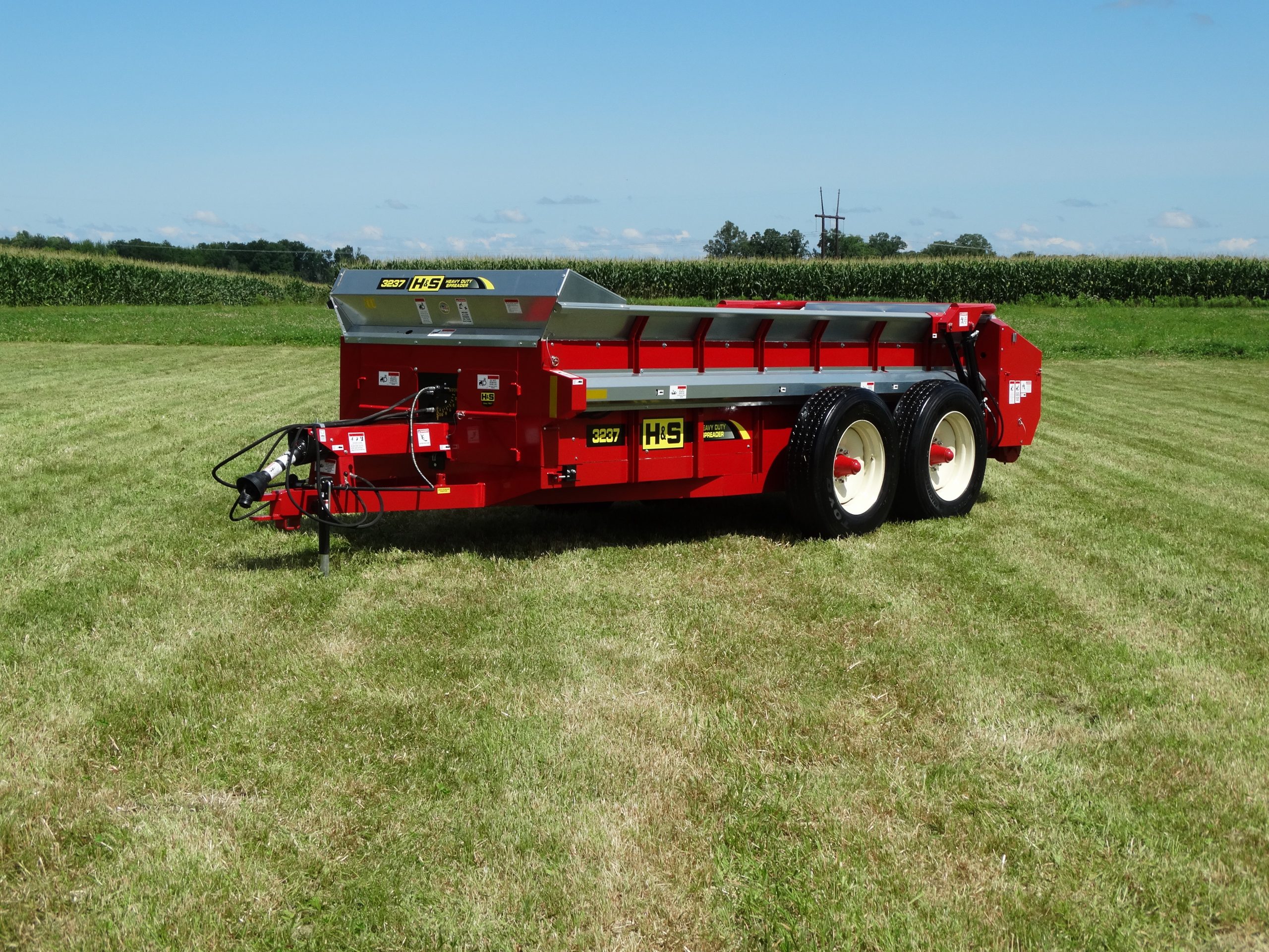 H&S 3237 heavy duty manure spreader product