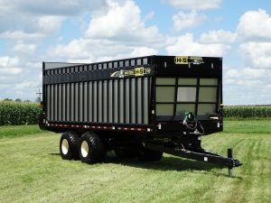 H7S 1130 Big Dog rear unload forage box product